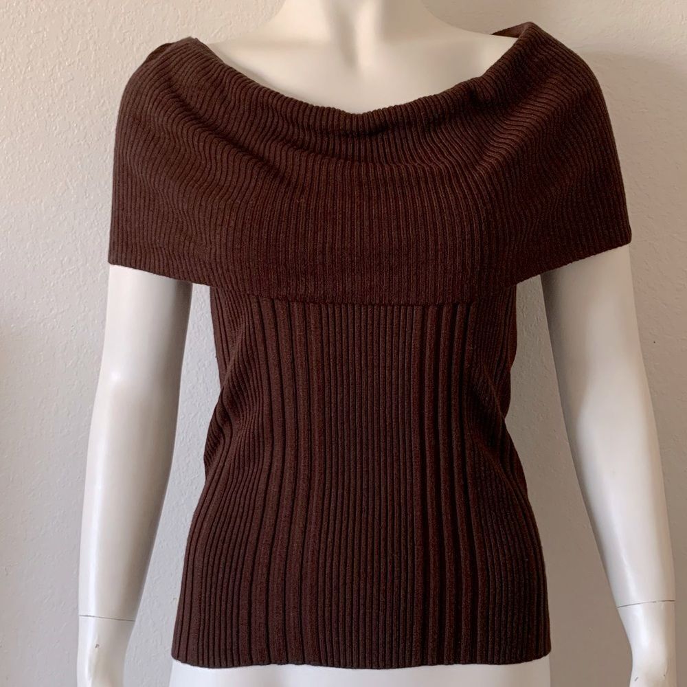 89TH & MADISON Off the Shoulder Knitted Top Size Medium